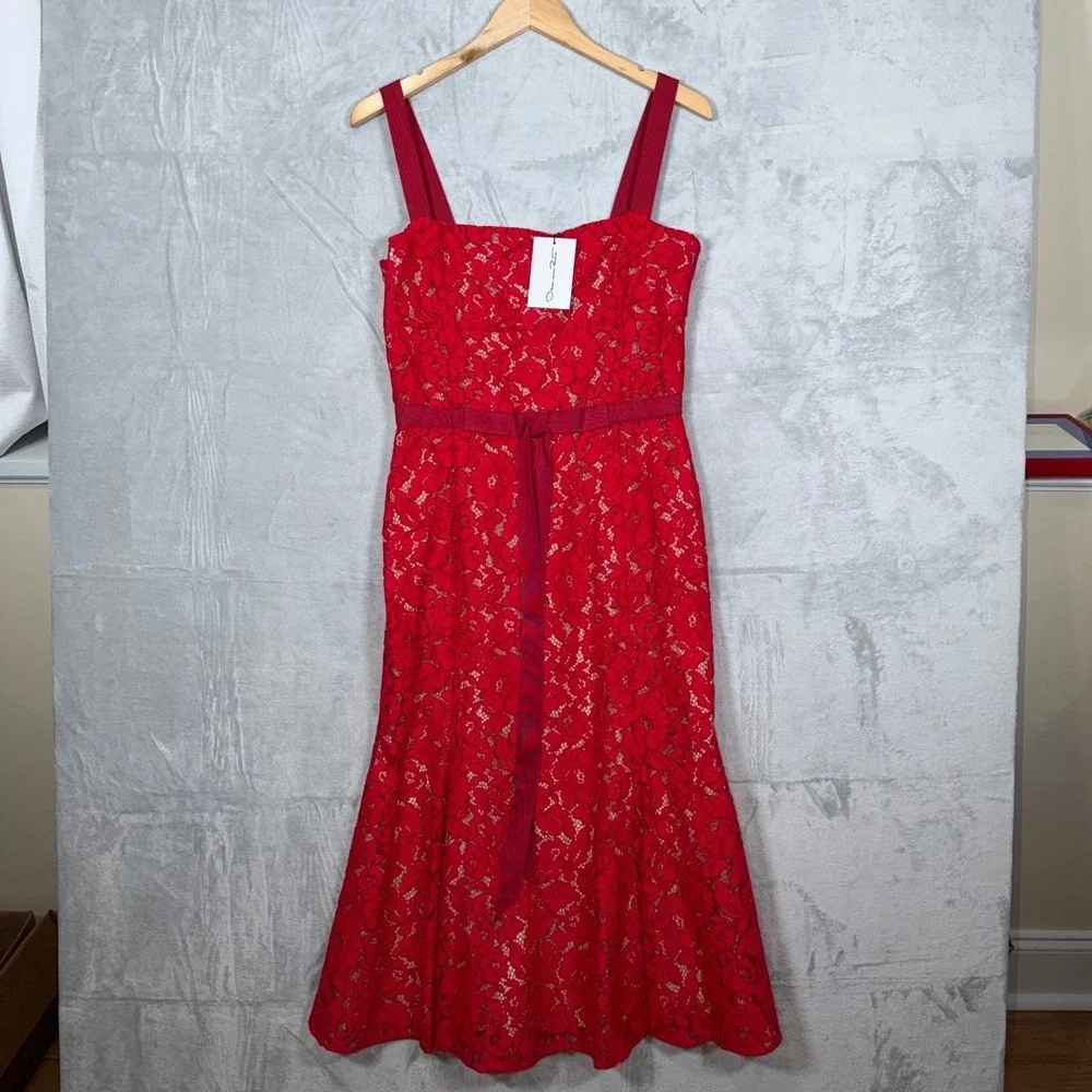 New Oscar De La Renta Dress 8 Red Fluted Lace Midi Silk Lined Italian‎ NWT!
